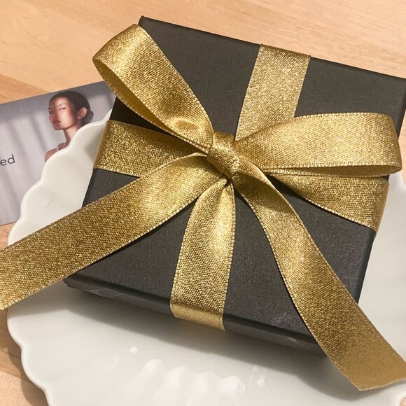 Gold and Beige Color Elegant Charms Enamel Heart Pearl Stud Earring - Picture 8 of 11